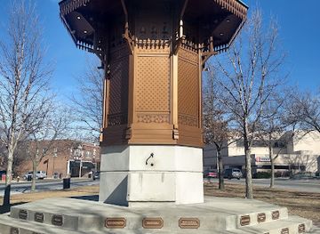 missouri/st-louis/landmark/sebilj-of-st-louis-replica-of-landmark-in-bascarsija-sarajevo-bosnia