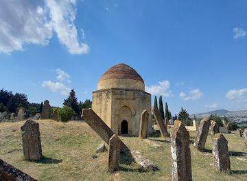 azerbaijan/khachmaz/landmark/yeddi-gumbaz-mausoleum