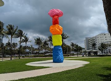 florida/miami-beach/landmark/collins-park