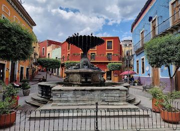 mexico/guanajuato/landmark/fuente-del-baratillo