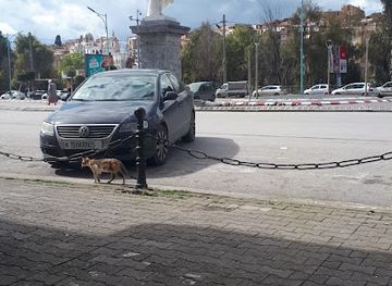 algeria/constantine/zouaghi/landmark/great-constantine-statue-in-the-center-of-the-city