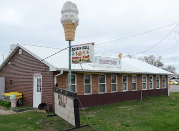 iowa/ottumwa/landmark/rock-n-roll-dairy-bar-raceway