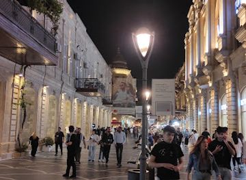 azerbaijan/baku/nizami-street/landmark/nizami-kucsi