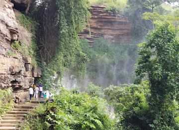 ghana/koforidua/landmark/akaa-waterfalls