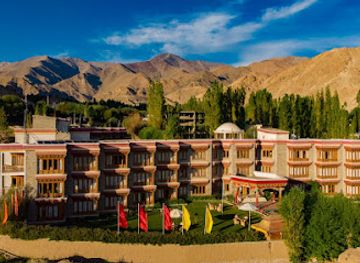 india/ladakh/landmark/the-druk-ladakh