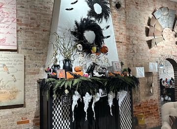 missouri/poplar-bluff/landmark/mimi-s-market-and-royal-cafe