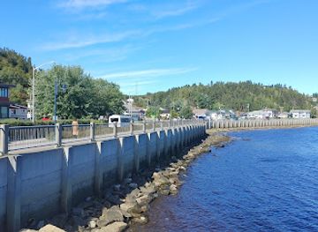 canada/saguenay-lac-saint-jean/landmark/port-saguenay
