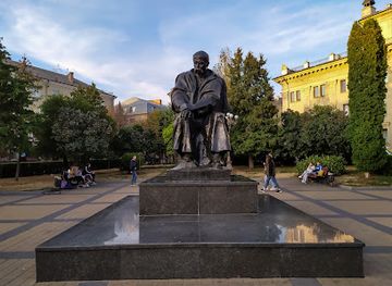 ukraine/ternopil/landmark/taras-shevchenko-monument