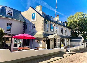 guernsey/alderney/landmark/la-ville-hotel