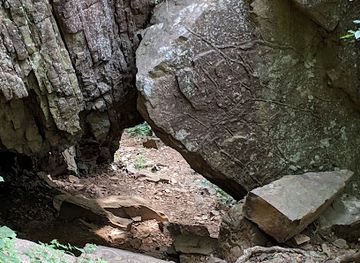 connecticut/hartford-county/landmark/will-warren-s-den