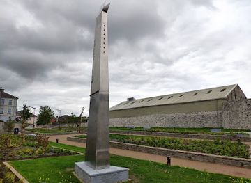 ireland/county-laois/landmark/fort-protector-fitzmaurice-place