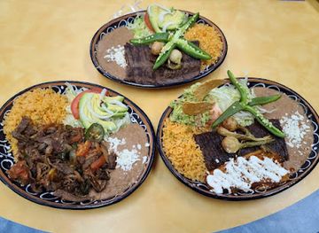illinois/cicero/landmark/taqueria-la-chiquita