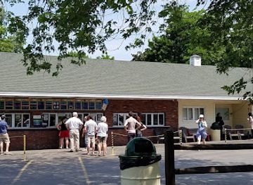 maine/waterville/landmark/gifford-s-famous-ice-cream