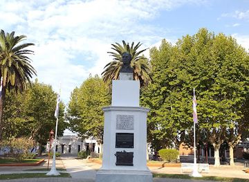 uruguay/soriano/landmark/plaza-artigas