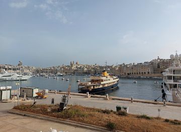 malta/grand-harbour/landmark/magisterial-palace