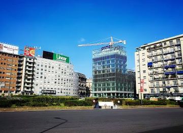 italy/milan/landmark/piazzale-loreto