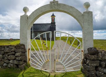 iceland/reykjanes-peninsula/landmark/hvalsneskirkja