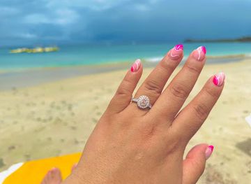 sint-maarten/maho-beach/landmark/jewels-beyond