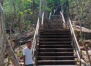 cambodia/preah-vihear-province/landmark/preah-vihea-temple-staircases