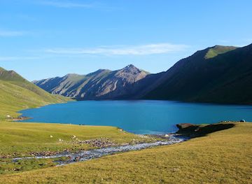 kyrgyzstan/fergana-valley/landmark/ala-too-square