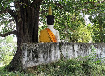 laos/champasak/landmark/groupe-scolaire-de-sikeuth