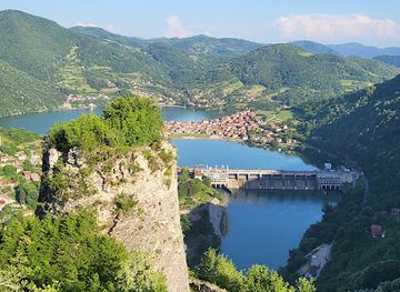 bosnia-and-herzegovina/zvornik-region/landmark/zvornicka-tvrdava