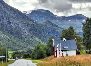 norway/molde/landmark/liabygda-church