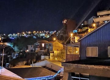 chile/valparaiso/landmark/cerro-monjas-de-valparaiso