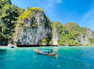 thailand/koh-phi-phi/landmark/monkey-bay