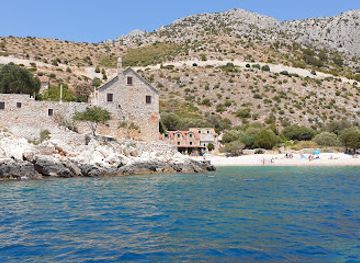 croatia/hvar/landmark/plaza-dubovica