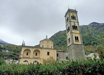 italy/alta-valtellina/landmark/villa-visconti-venosta