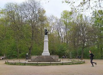 germany/berlin/friedrichshain/landmark/denkmal-friedrich-ii-von-preussen