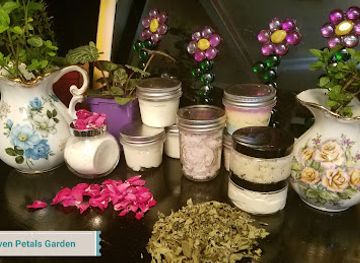 arkansas/sherwood/landmark/seven-petals-garden