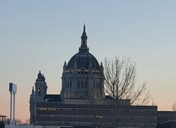 minnesota/saint-paul/cathedral-hill/landmark/western-sculpture-park