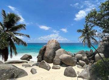 seychelles/silhouette-island/landmark/island-cruise-taxi-and-tour-seychelles