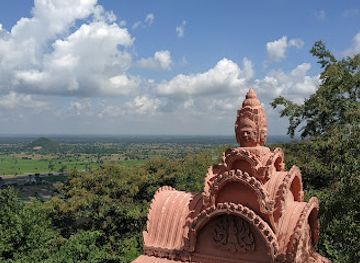 cambodia/battambang-province/landmark/phnom-sampow