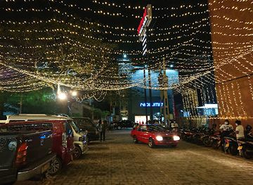 sri-lanka/negombo/landmark/sriyani-dress-point