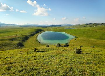 montenegro/savnik/landmark/spomenik-zrtvama-stradalim-od-udara-groma-1955