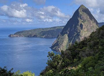 saint-lucia/canaries-quarter/landmark/gros-piton-nature-trail