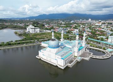 malaysia/kinabalu-national-park/landmark/kota-kinabalu-floating-mosque