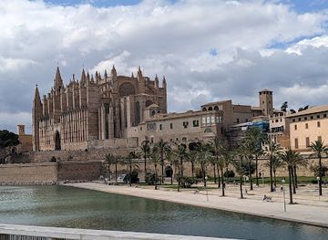 spain/palma-de-mallorca/landmark/city-sightseeing-palma-de-mallorca