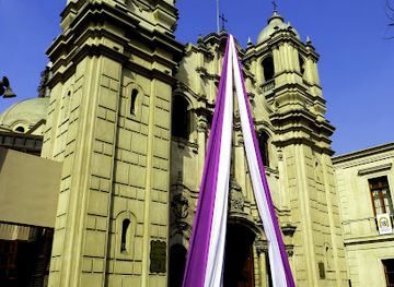 peru/lima/landmark/iglesia-las-nazarenas