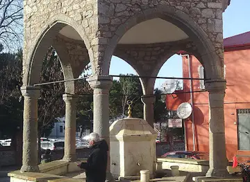 Kavakmeydani Şadirvani
