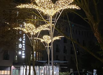 austria/vienna/penzing/landmark/parkanlage-schloss-miller-aichholz-europahaus-wien