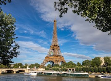 france/ile-de-france/landmark/quais-de-la-seine