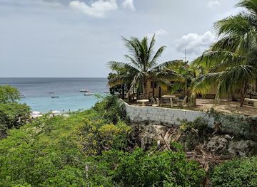 curacao/westpunt/landmark/sol-food