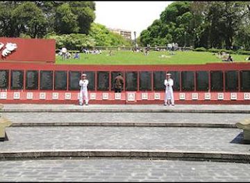 argentina/buenos-aires/landmark/monument-to-the-fallen-in-malvinas