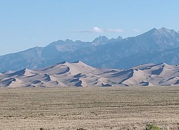 colorado/great-sand-dunes-national-park-and-preserve/landmark/great-sand-dunes-parking