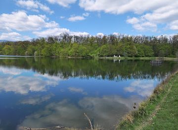 croatia/medvednica-mountain/landmark/park-maksimir