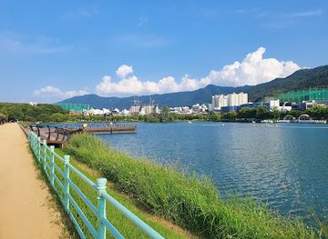 south-korea/daegu/landmark/suseongmot